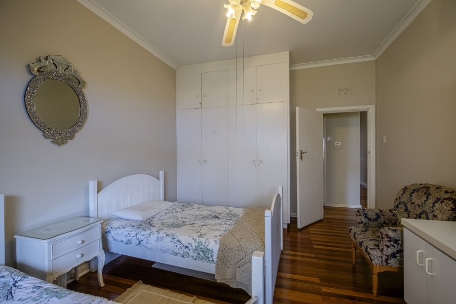 13 Bedroom Property for Sale in Summerstrand Eastern Cape